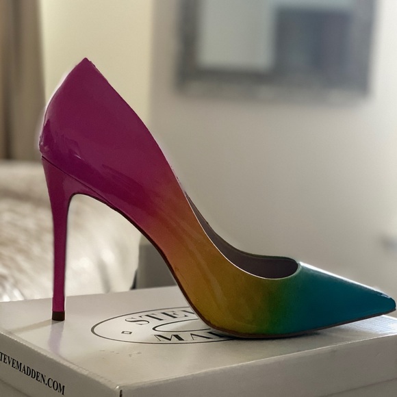 steve madden zaney rainbow pumps size 9